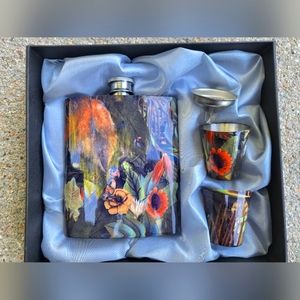 Flask and mini shot glass gift set